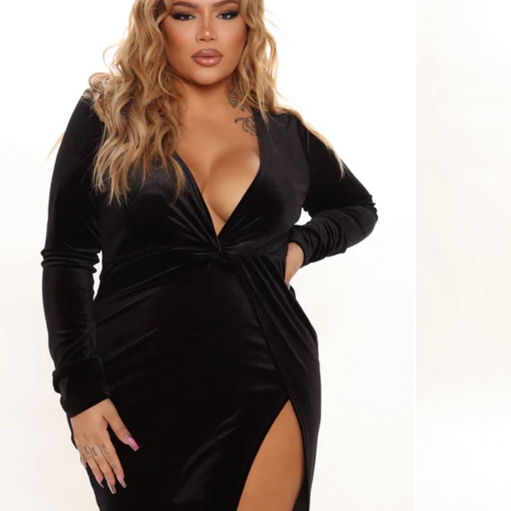 Black Velvet Long Sleeve Dress